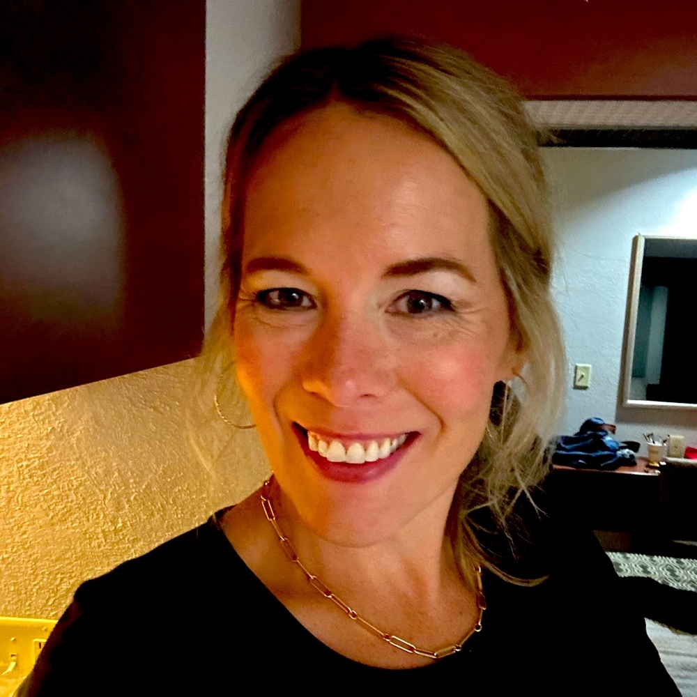 Meet your Posher, Lindsey
